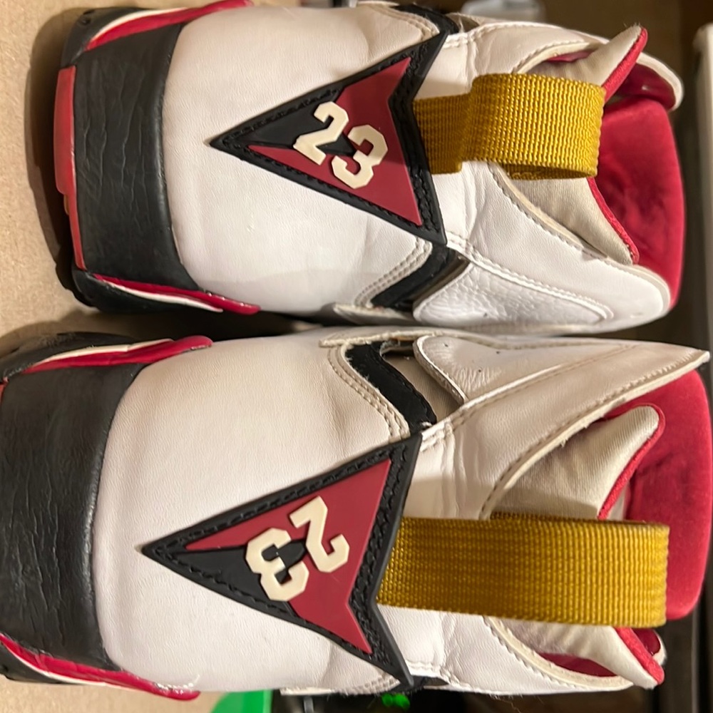 Jordan Retro 7z